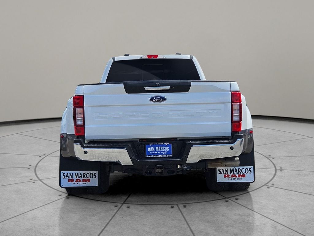 2022 Ford F-350 LARIAT