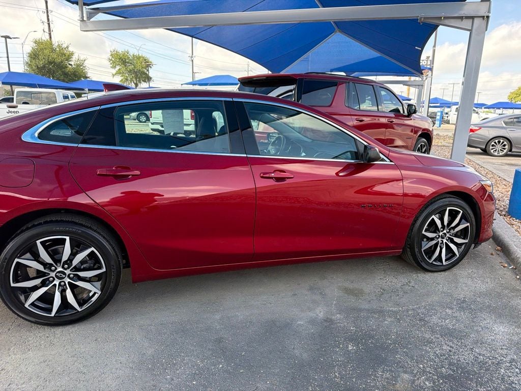 2025 Chevrolet Malibu FWD RS