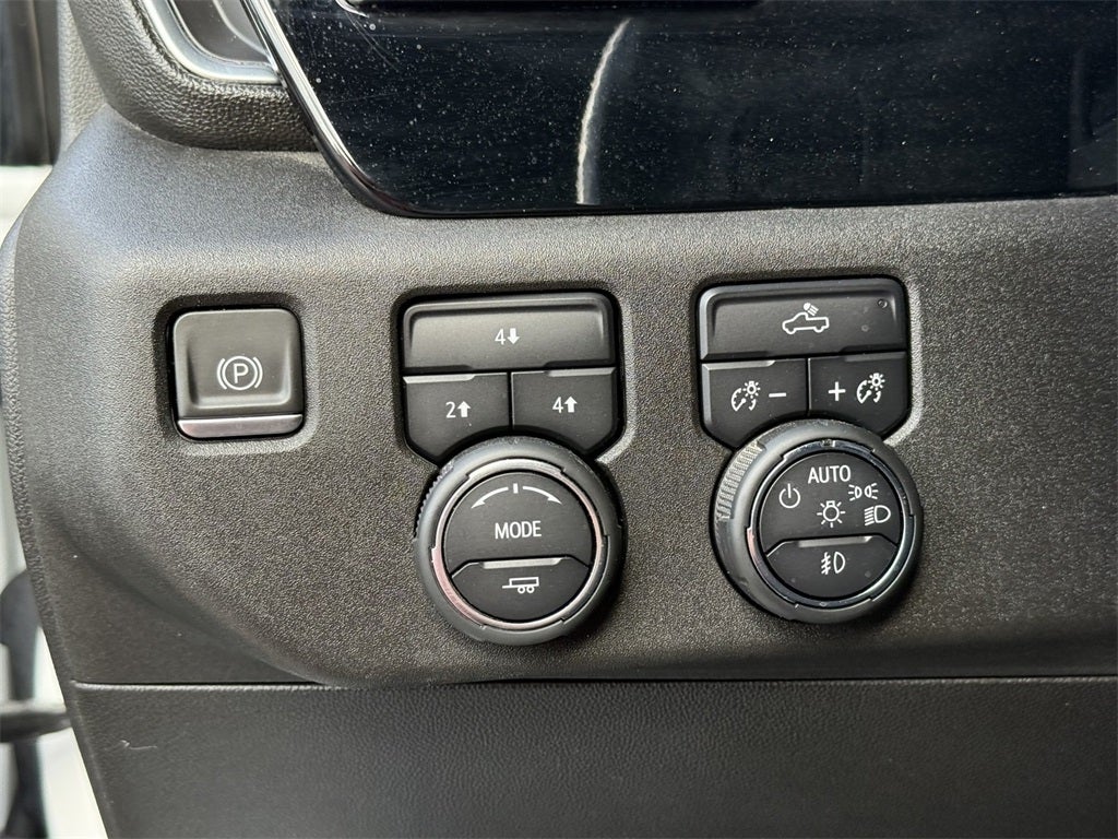 2024 Chevrolet Silverado 2500HD 4WD Crew Cab Standard Bed LT