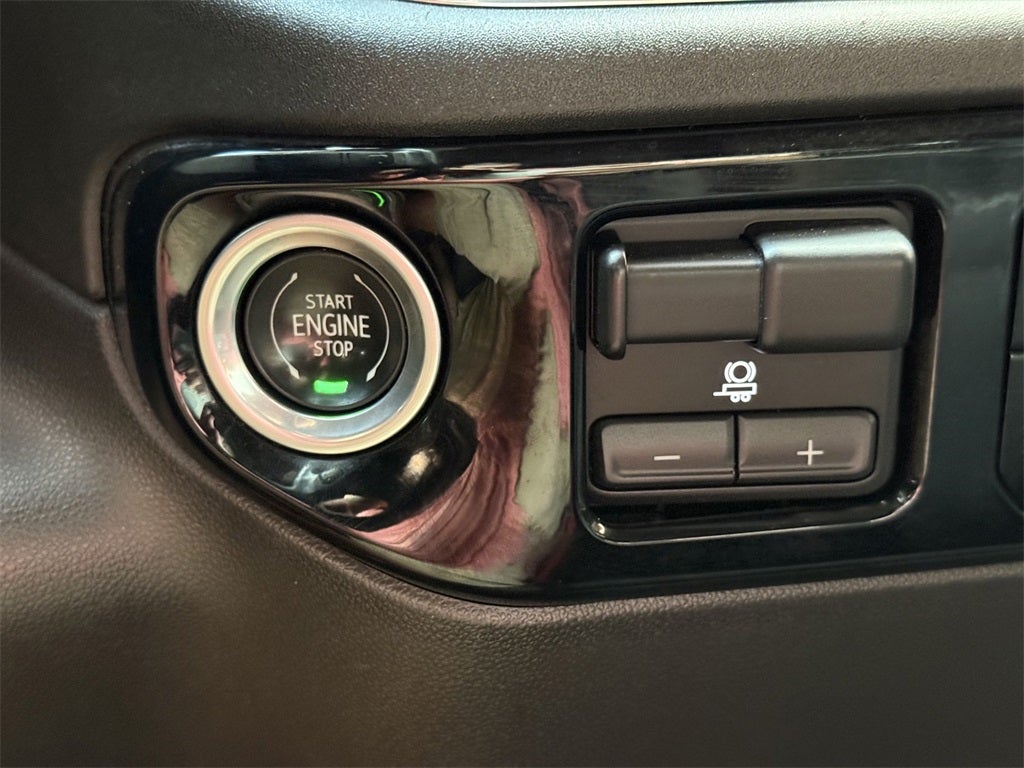 2024 Chevrolet Silverado 2500HD 4WD Crew Cab Standard Bed LT