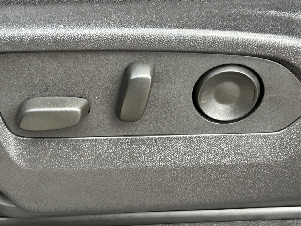 2024 Chevrolet Silverado 2500HD 4WD Crew Cab Long Bed Custom