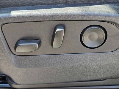 2023 Chevrolet Silverado 1500 4WD Crew Cab Short Bed LT with 2FL