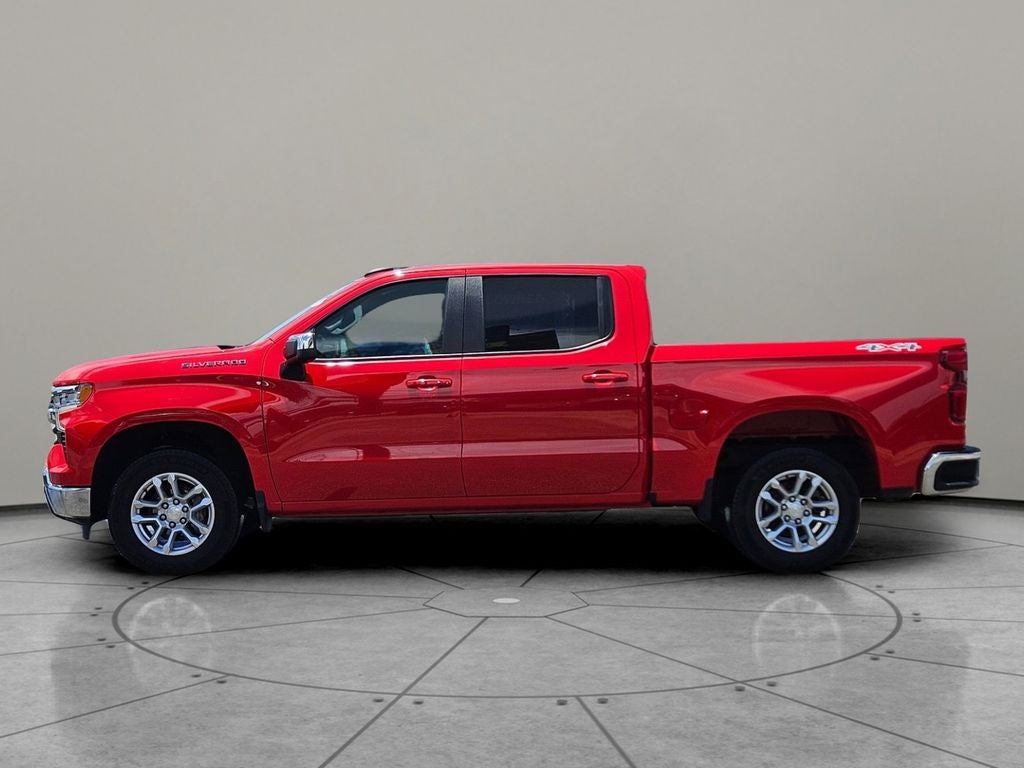 2022 Chevrolet Silverado 1500 4WD Crew Cab Short Bed LT with 2FL