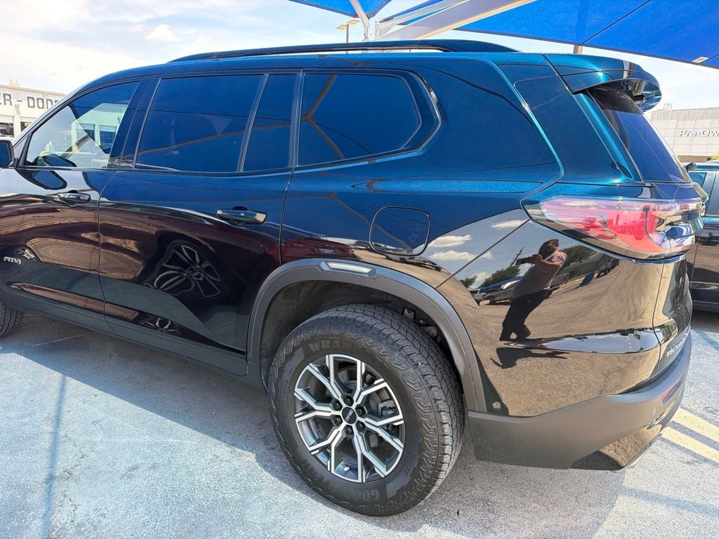 2024 GMC Acadia AWD AT4