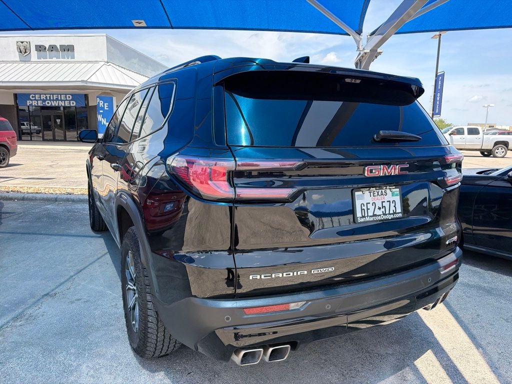 2024 GMC Acadia AWD AT4