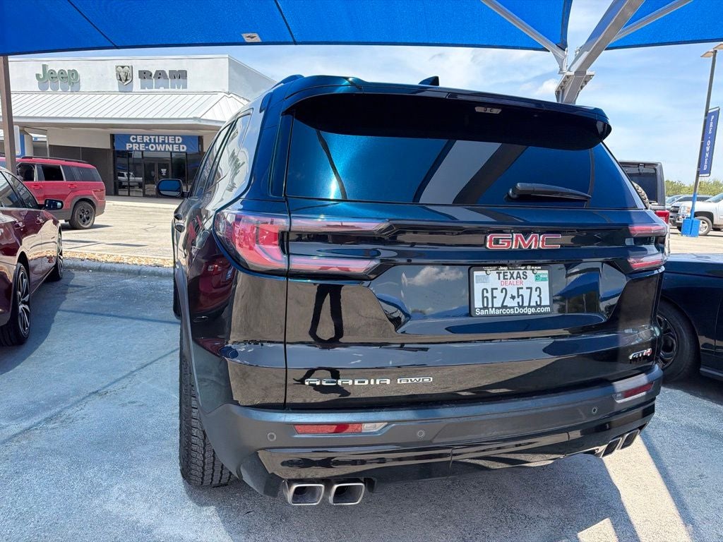 2024 GMC Acadia AWD AT4