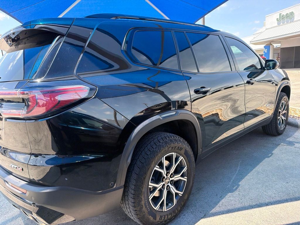 2024 GMC Acadia AWD AT4