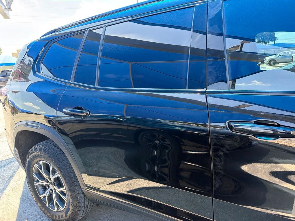 2024 GMC Acadia AWD AT4