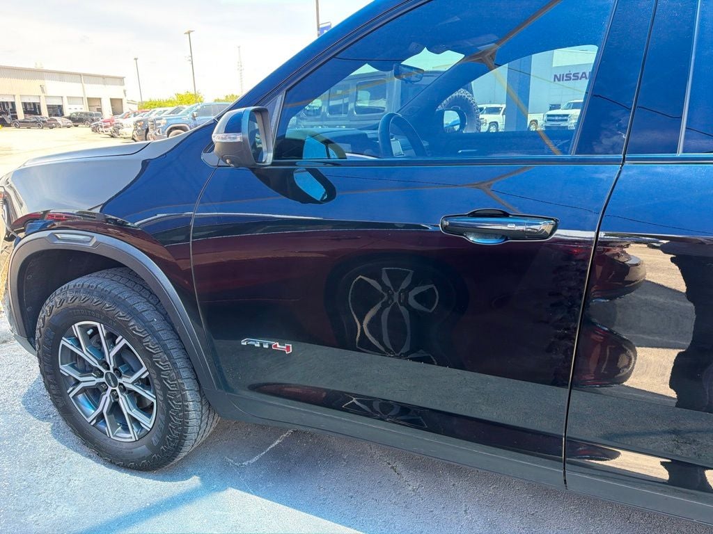 2024 GMC Acadia AWD AT4