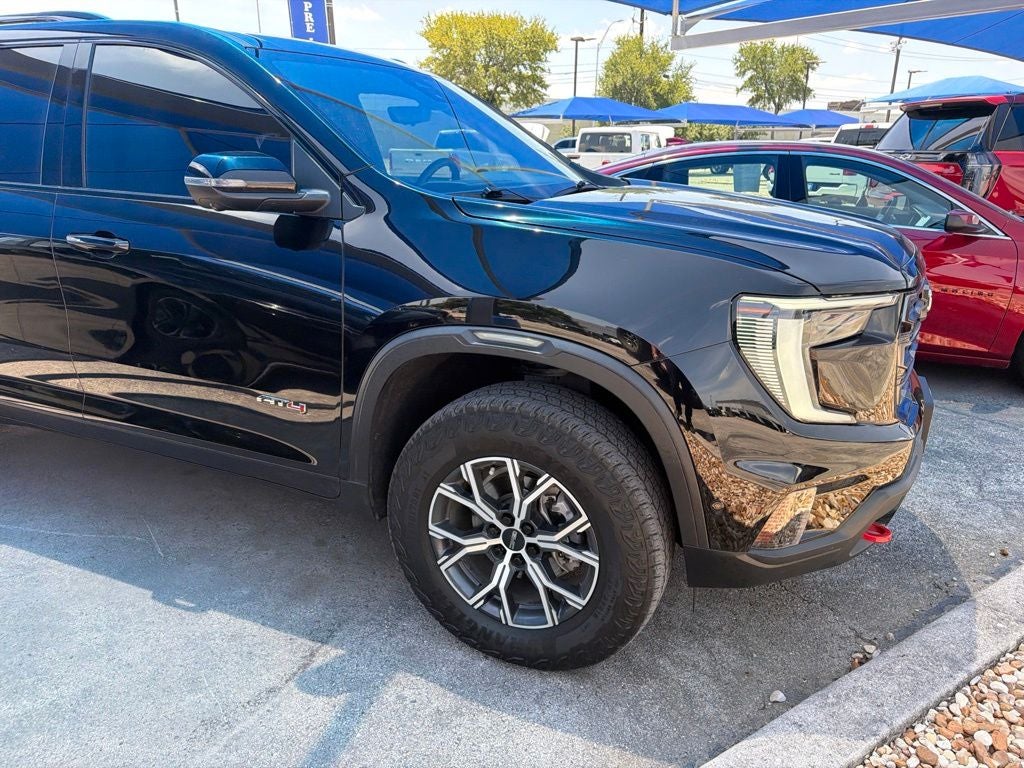 2024 GMC Acadia AWD AT4