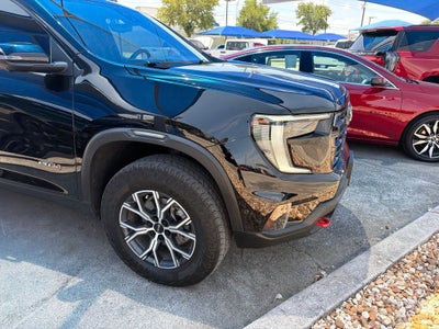 2024 GMC Acadia AWD AT4