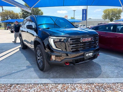 2024 GMC Acadia AWD AT4