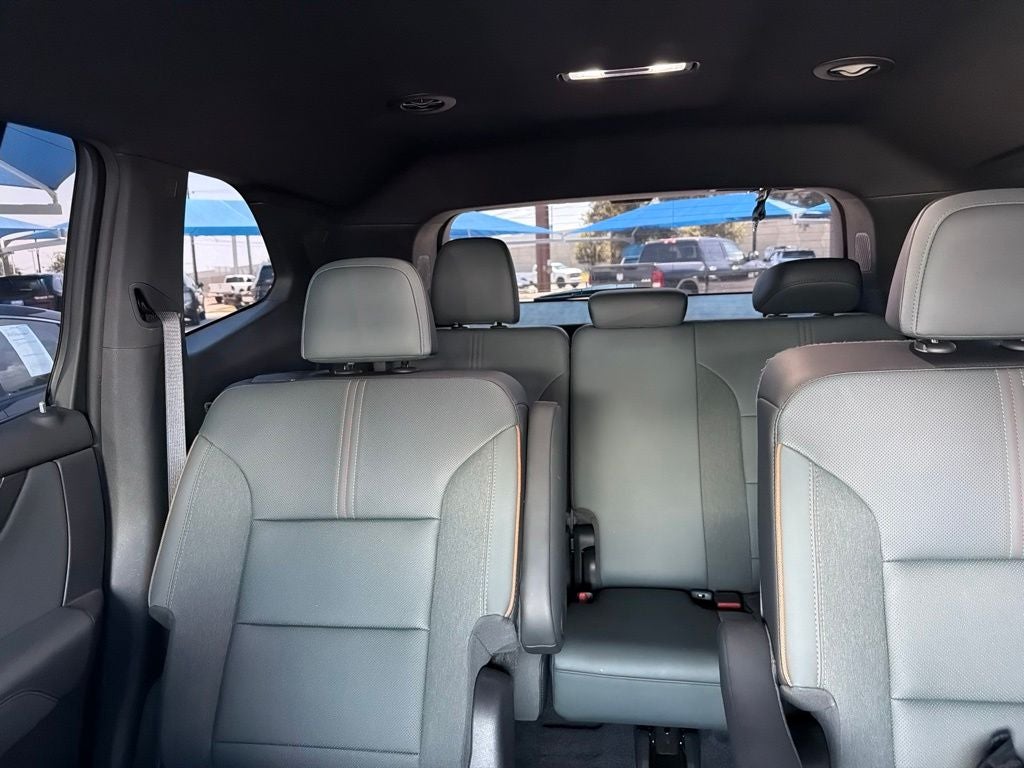 2024 GMC Acadia AWD AT4