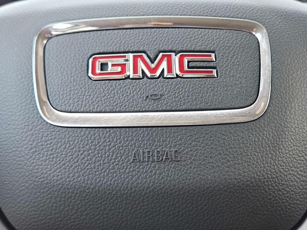 2023 GMC Acadia AWD AT4