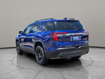 2023 GMC Acadia AWD AT4