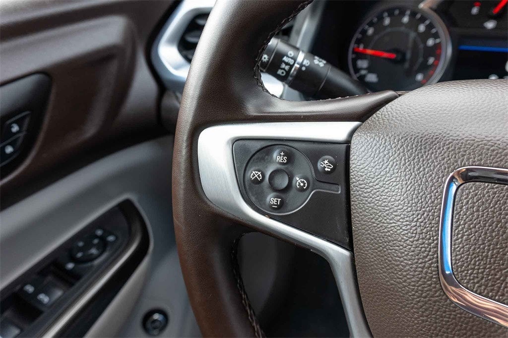 2023 GMC Acadia AWD SLT