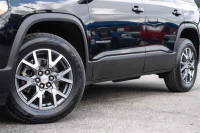 2023 GMC Acadia AWD SLT