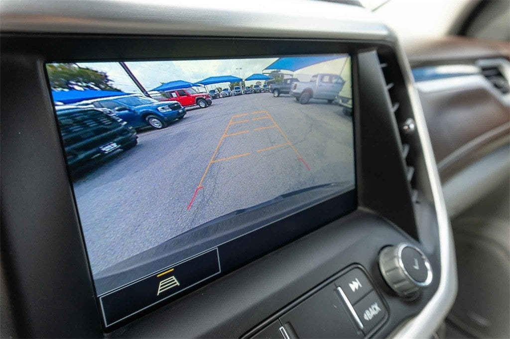 2023 GMC Acadia AWD SLT