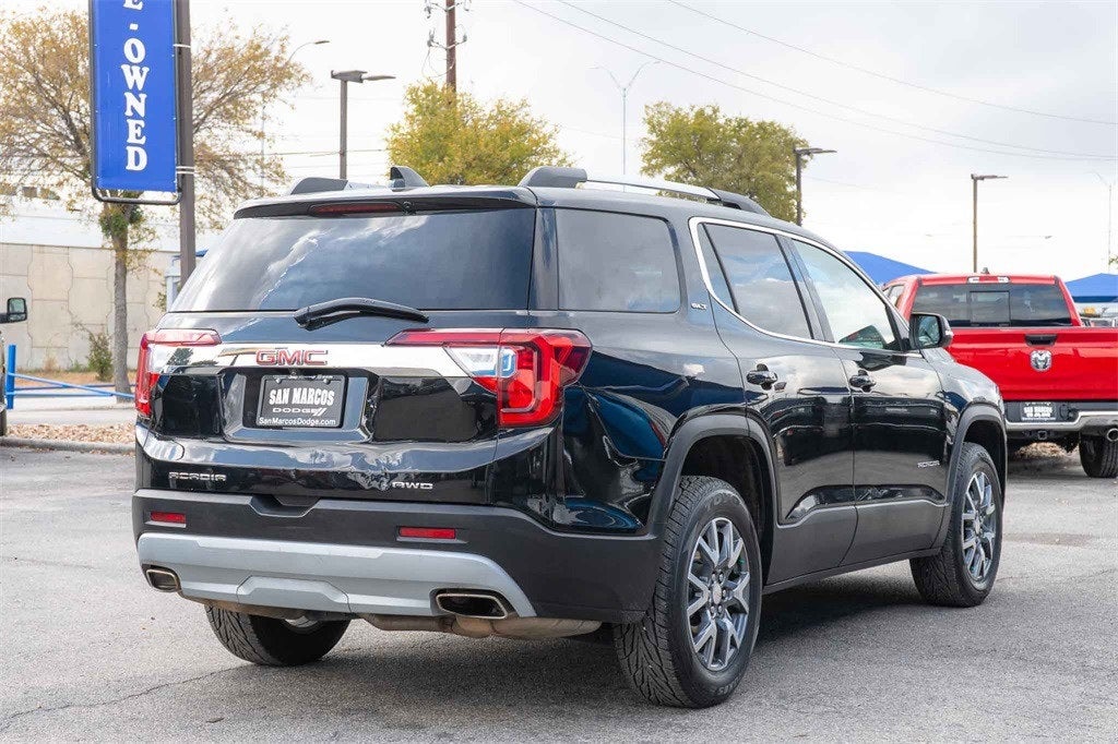 2023 GMC Acadia AWD SLT