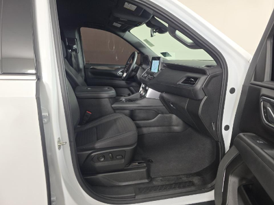 2023 GMC Yukon XL SLE