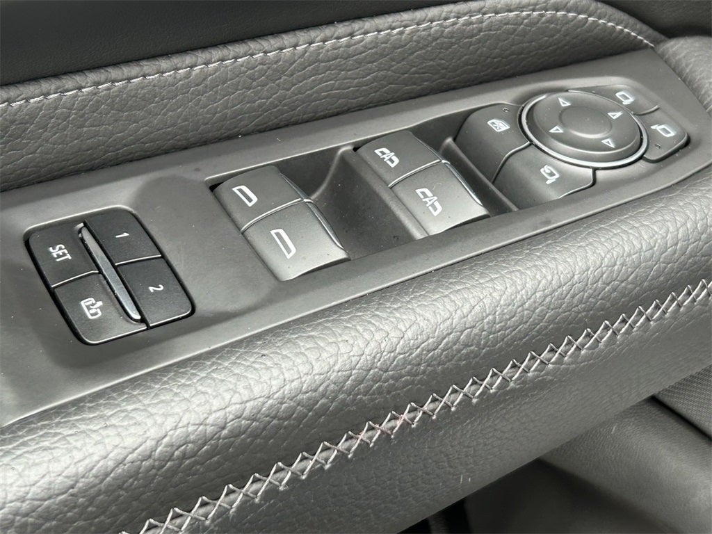 2023 GMC Yukon XL 4WD Denali