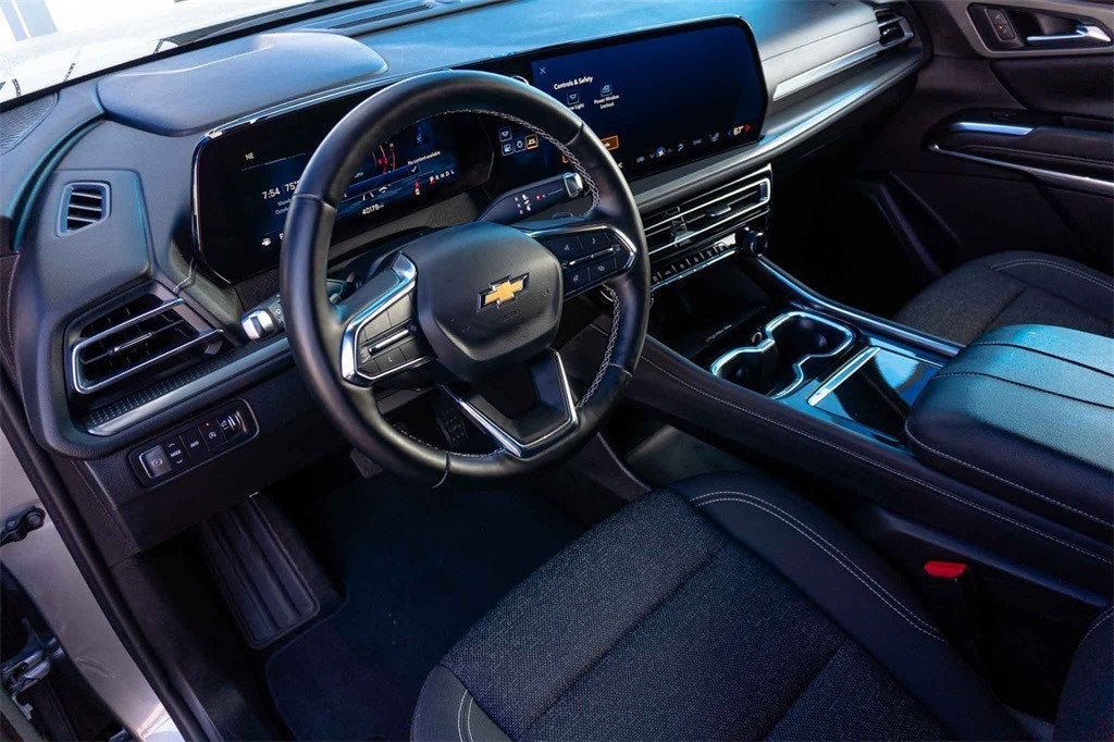 2024 Chevrolet Traverse AWD LT