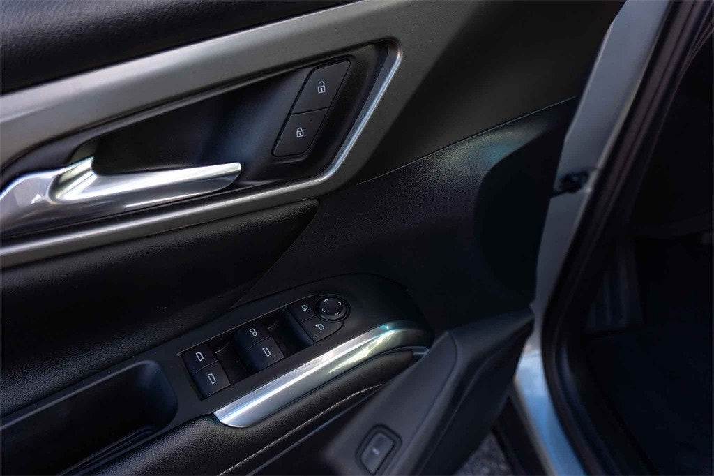 2024 Chevrolet Traverse AWD LT