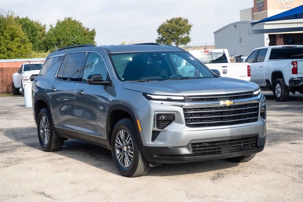 2024 Chevrolet Traverse AWD LT