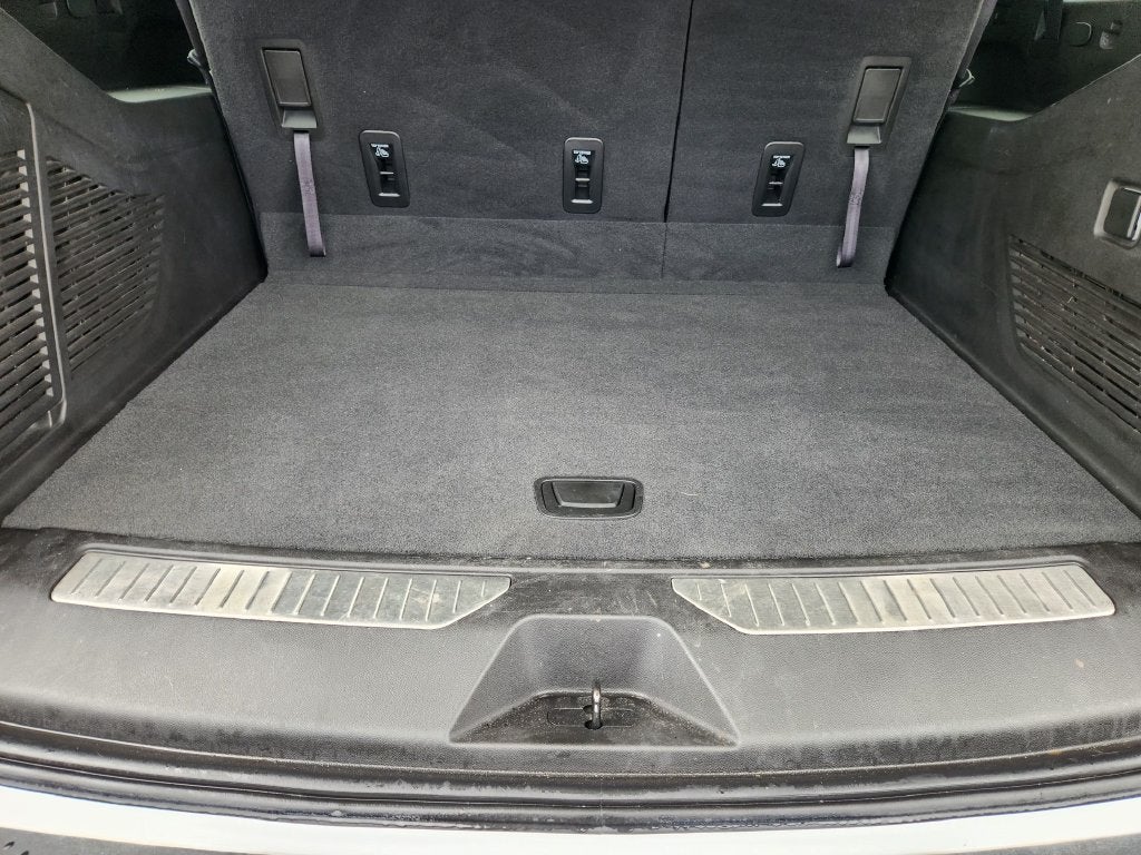 2021 Chevrolet Suburban 4WD Z71