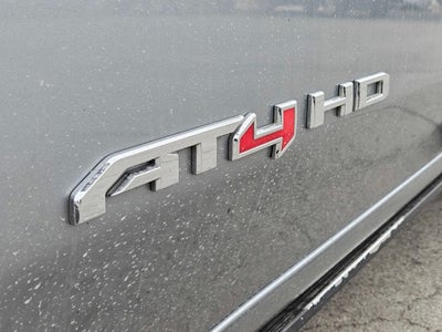 2024 GMC Sierra 2500HD 4WD Crew Cab Standard Bed AT4