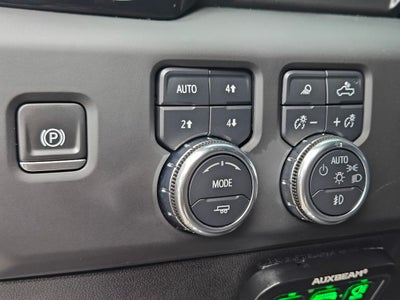 2024 GMC Sierra 2500HD 4WD Crew Cab Standard Bed AT4