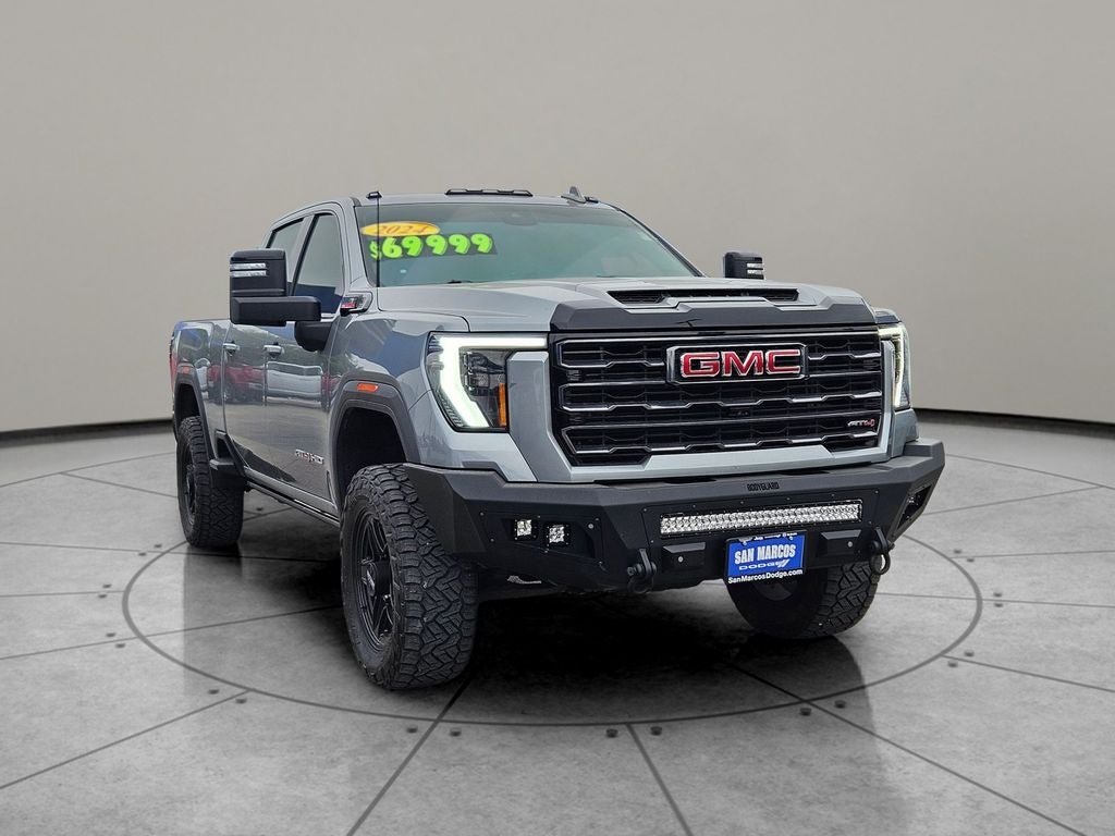 2024 GMC Sierra 2500HD 4WD Crew Cab Standard Bed AT4