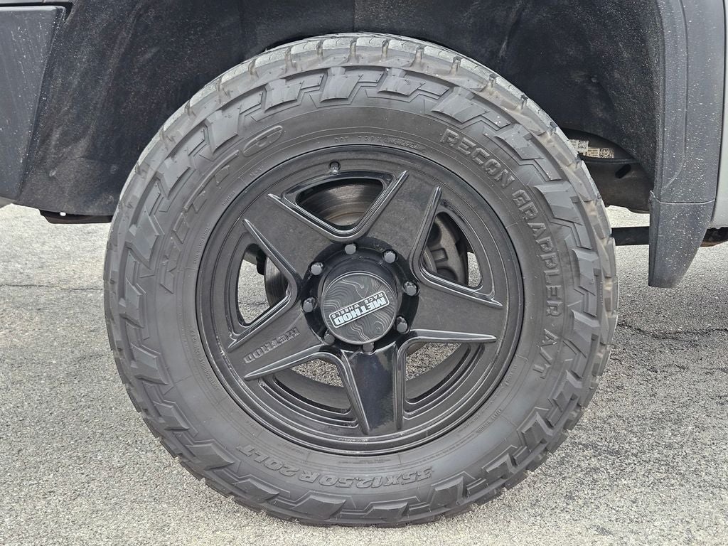 2024 GMC Sierra 2500HD 4WD Crew Cab Standard Bed AT4