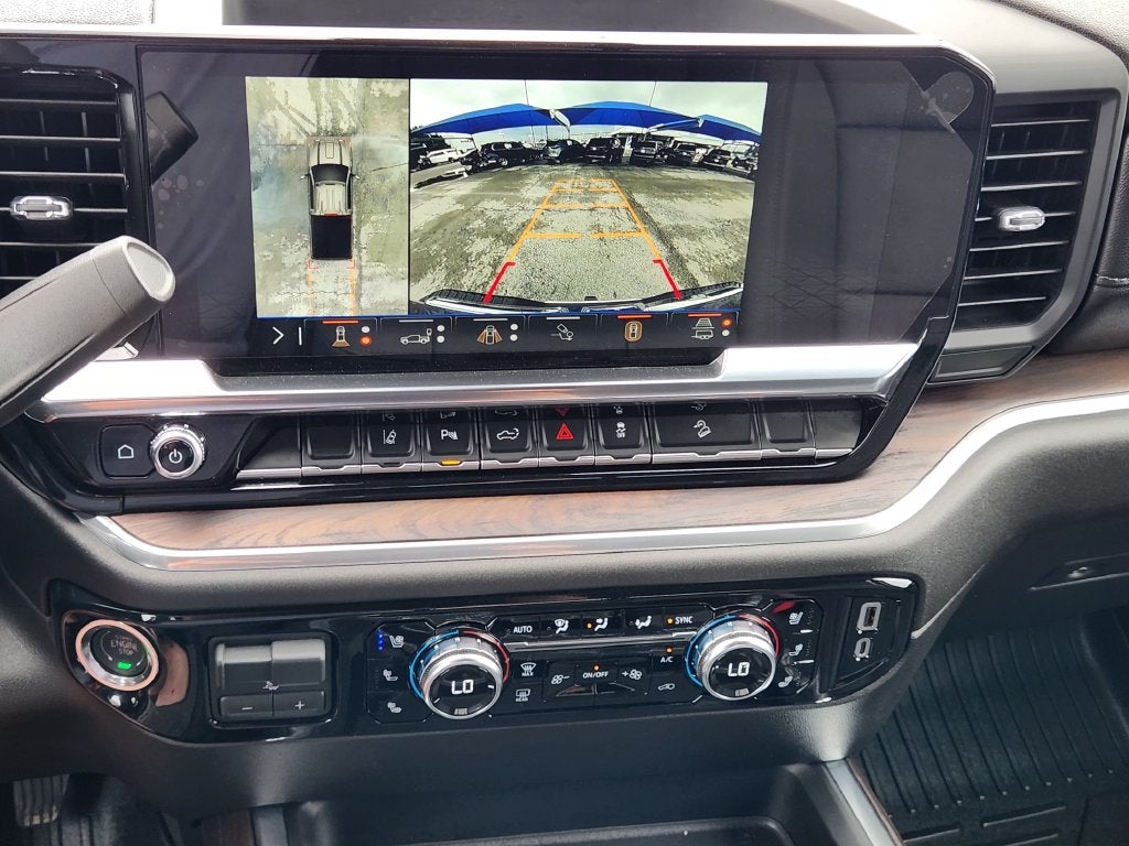 2026 GMC Sierra 2500HD Crew Cab, Standard Bed, SLT, 4WD