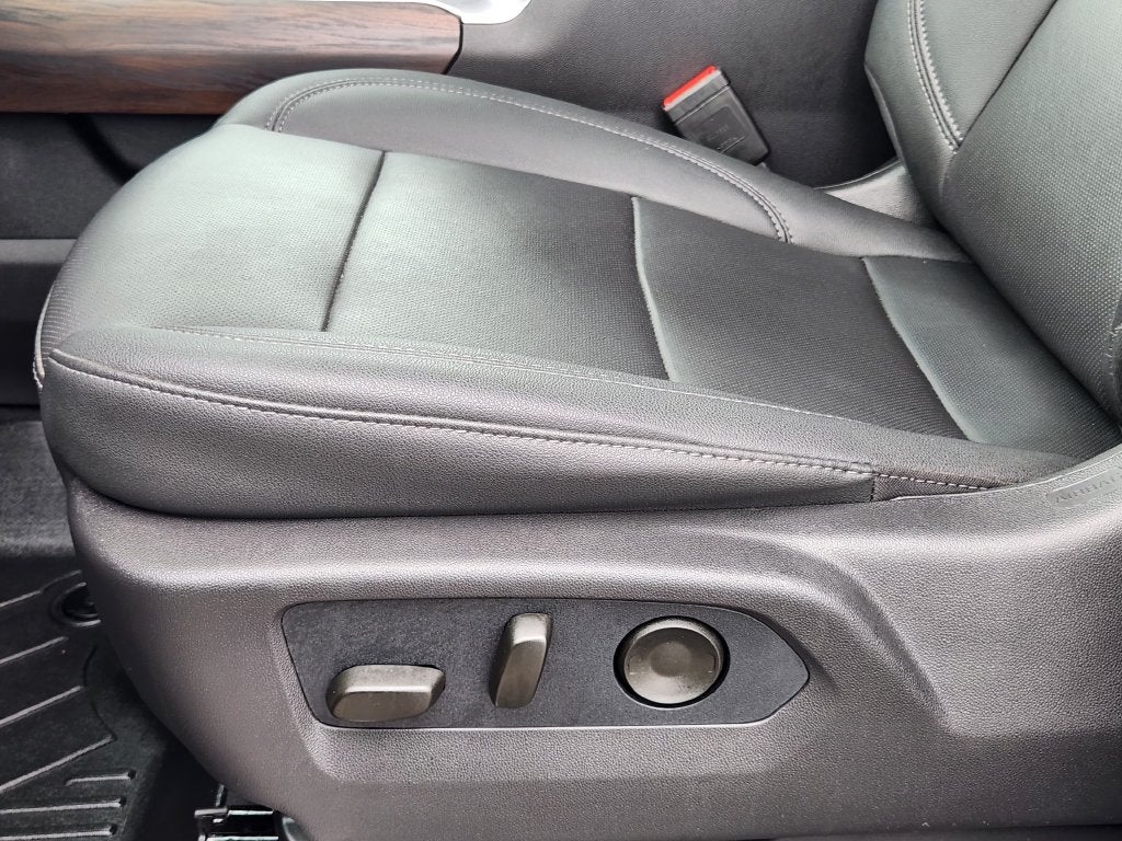 2026 GMC Sierra 2500HD Crew Cab, Standard Bed, SLT, 4WD