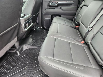 2026 GMC Sierra 2500HD Crew Cab, Standard Bed, SLT, 4WD