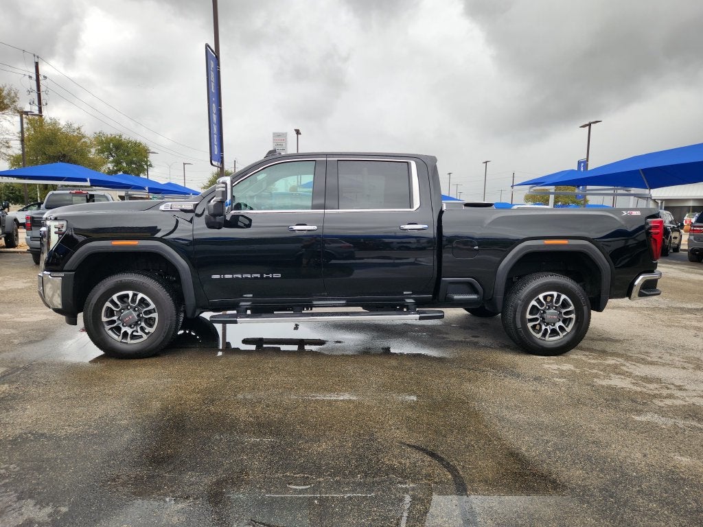 2026 GMC Sierra 2500HD Crew Cab, Standard Bed, SLT, 4WD