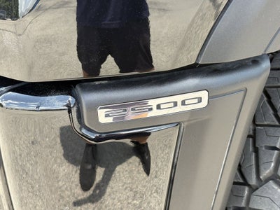 2025 GMC Sierra 2500HD 4WD Crew Cab Standard Bed Denali Ultimate