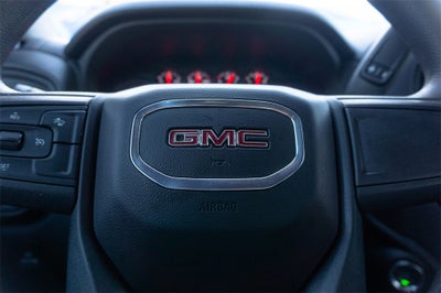 2025 GMC Sierra 1500 4WD Crew Cab Short Box Pro