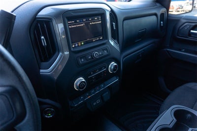 2025 GMC Sierra 1500 4WD Crew Cab Short Box Pro