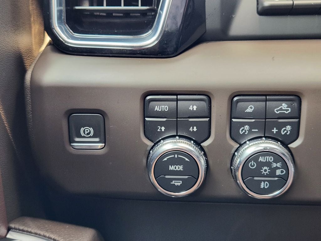 2024 GMC Sierra 1500 4WD Crew Cab Short Box Denali