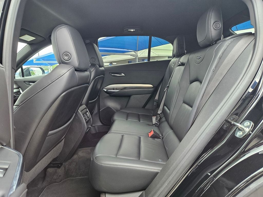 2023 Cadillac XT4 AWD Premium Luxury