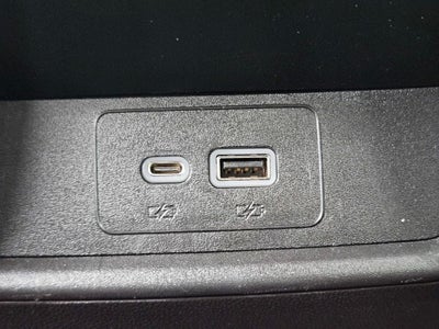 2023 Cadillac XT4 AWD Premium Luxury