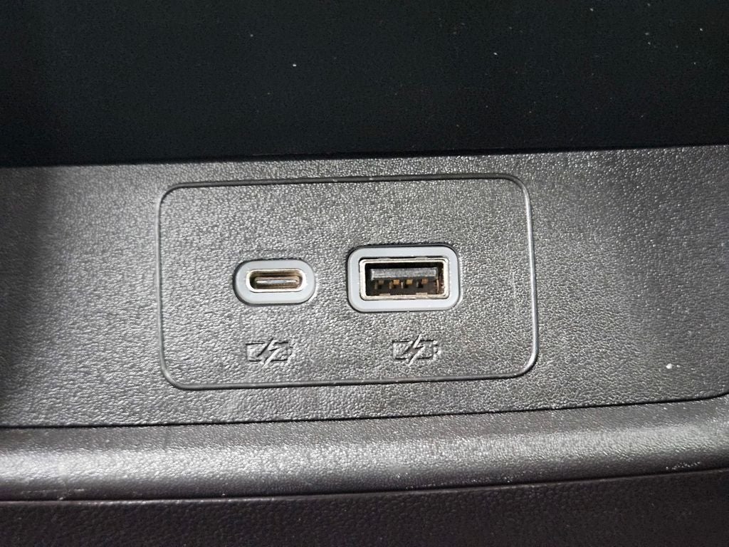 2023 Cadillac XT4 AWD Premium Luxury