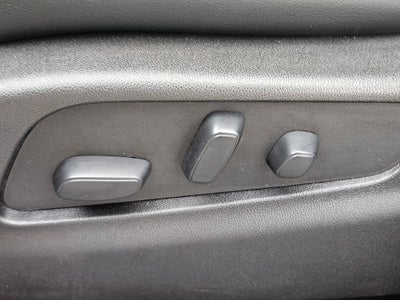 2023 Cadillac XT4 AWD Premium Luxury