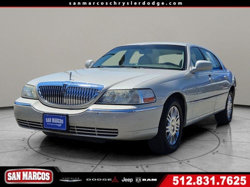 2006 Lincoln Town Car Signature Limited