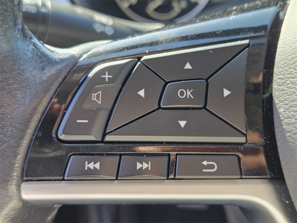 2023 Nissan Altima SL FWD