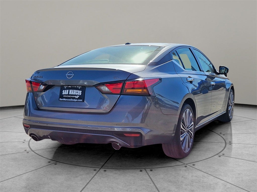 2023 Nissan Altima SL FWD
