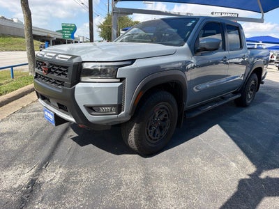 2025 Nissan Frontier Crew Cab PRO-4X 4x4