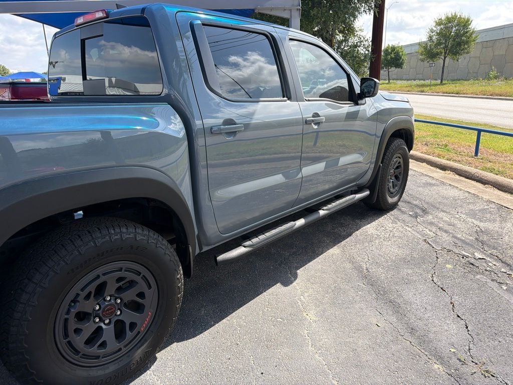 2025 Nissan Frontier Crew Cab PRO-4X 4x4
